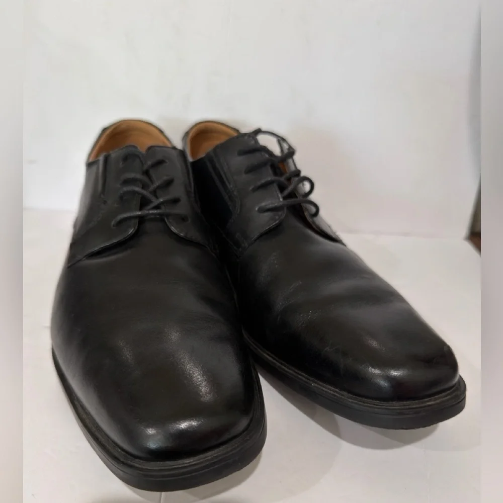 CLARKS Art. Soft cushion with aprtholite Tilden Plain in black size 12M